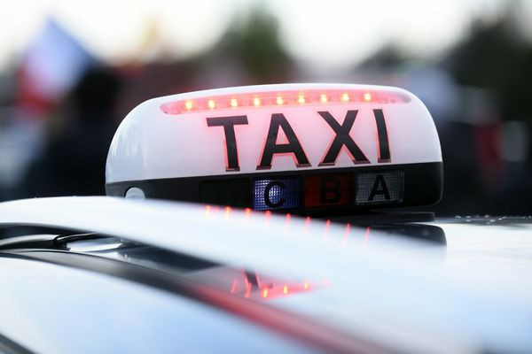 Taxi sur Vaulnaveys-le-Haut